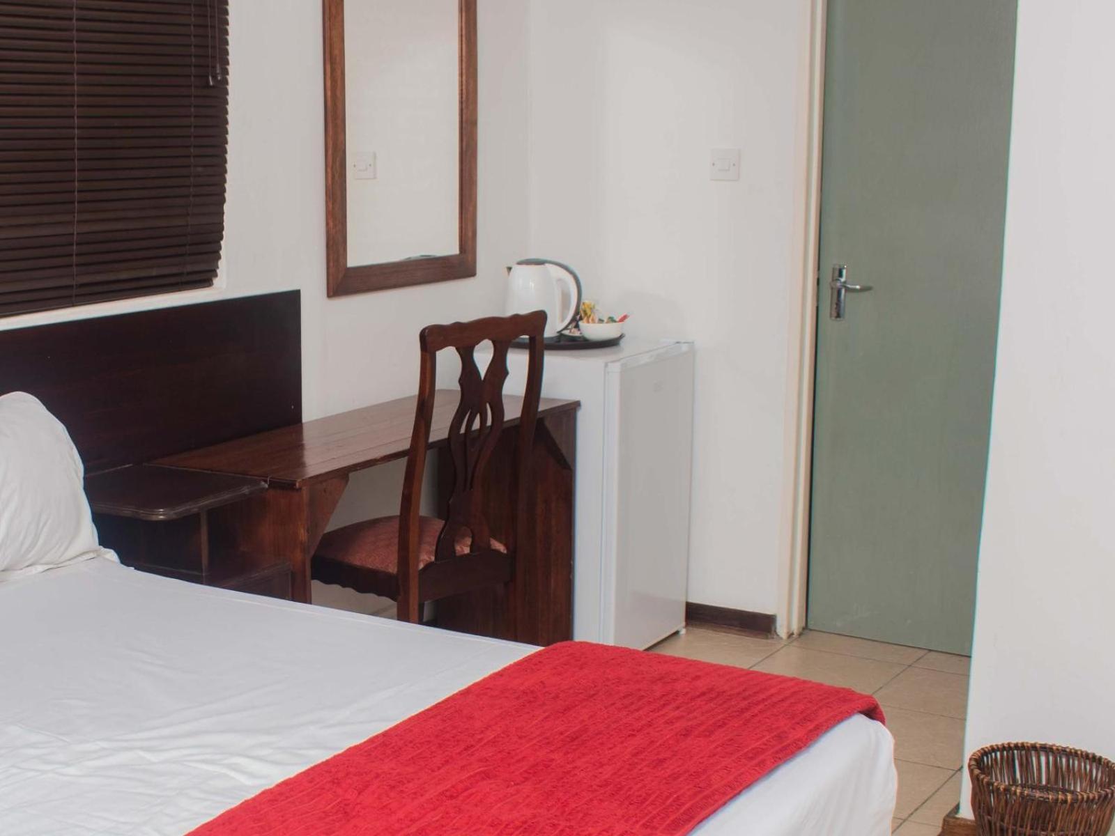 River-Ridge Guest House Габороне Экстерьер фото