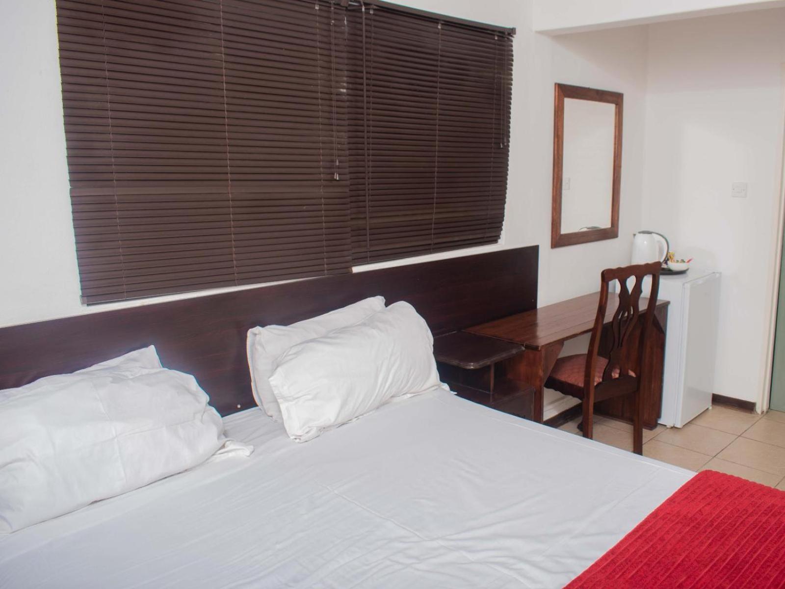 River-Ridge Guest House Габороне Экстерьер фото